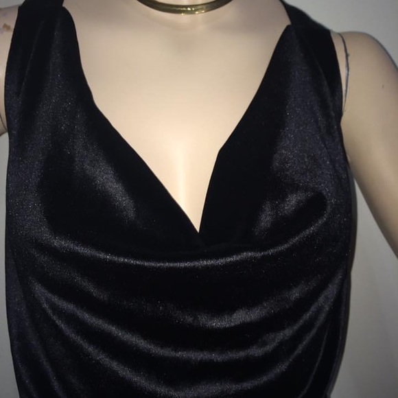 Tristan Plunging Neckline Black Dress Medium - Picture 5 of 5
